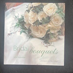 Elegant Bridal Bouquets Coffee Table Book